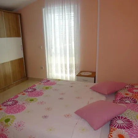 Apartment Katarina *
