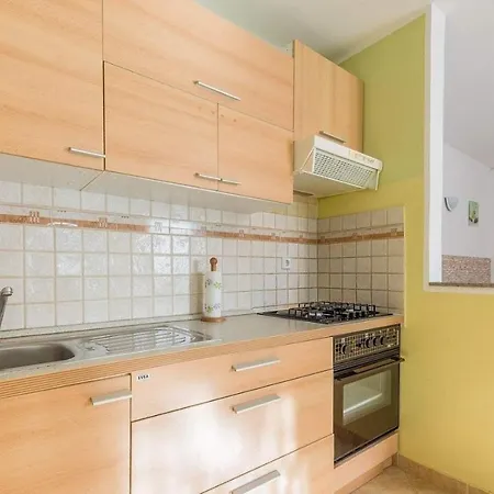 Katarina Apartment Drage