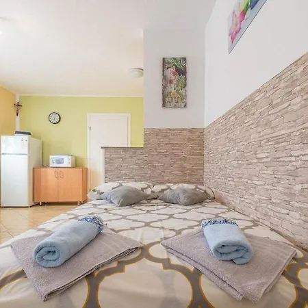 Katarina Apartment Drage